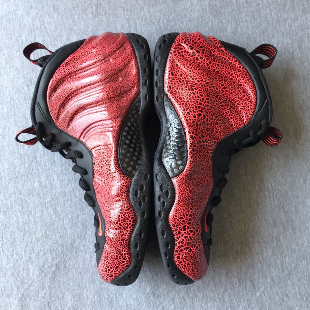 Nike Air Foamposite One 'Cracked Lava'